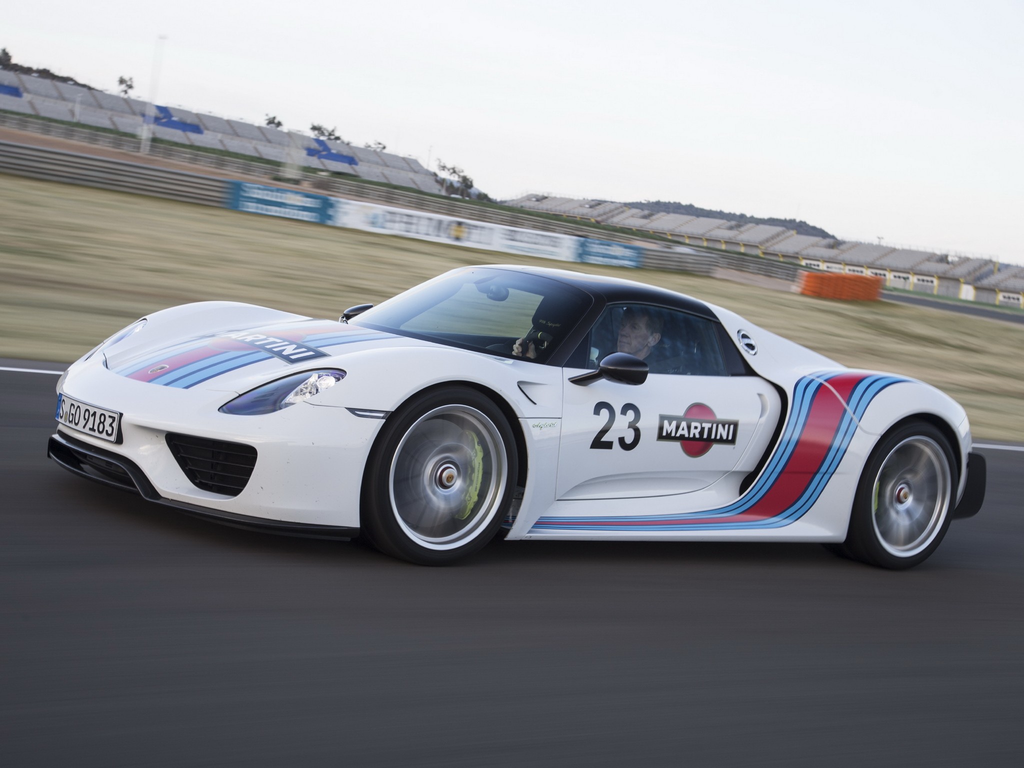 Porsche 918 Spyder: Video, foto e caratteristiche