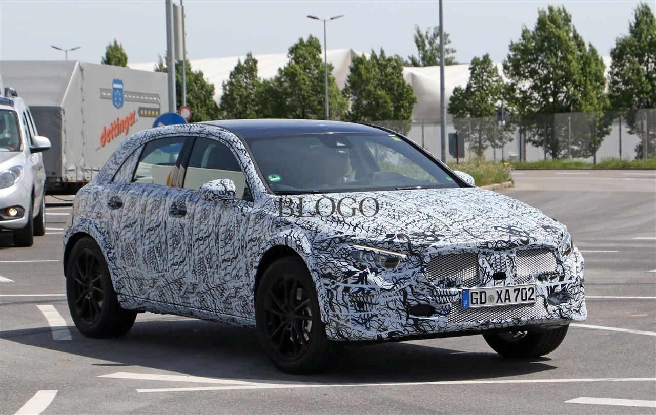 mercedes-gla-muletto-foto-spia-5.jpg