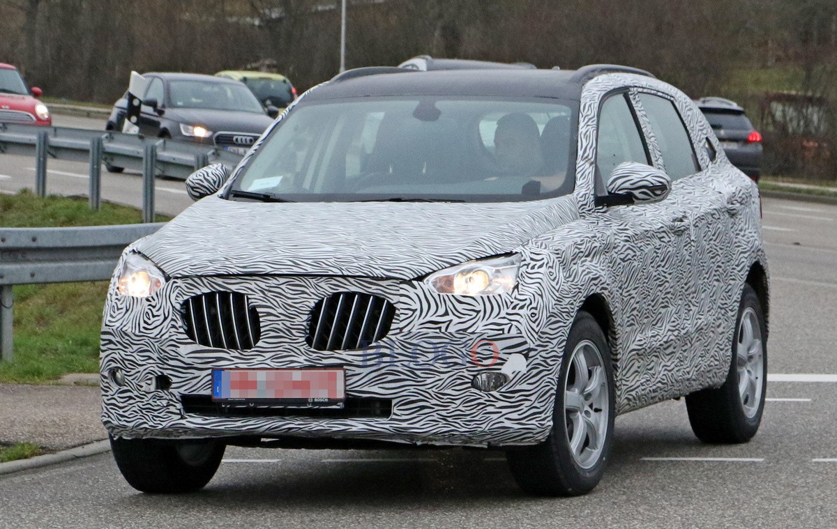 borgward_spy_002.jpg