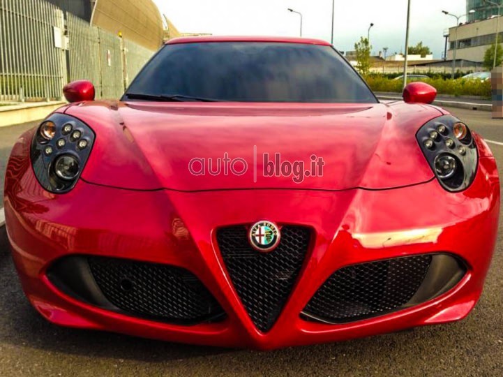 alfa-4c-01.jpg