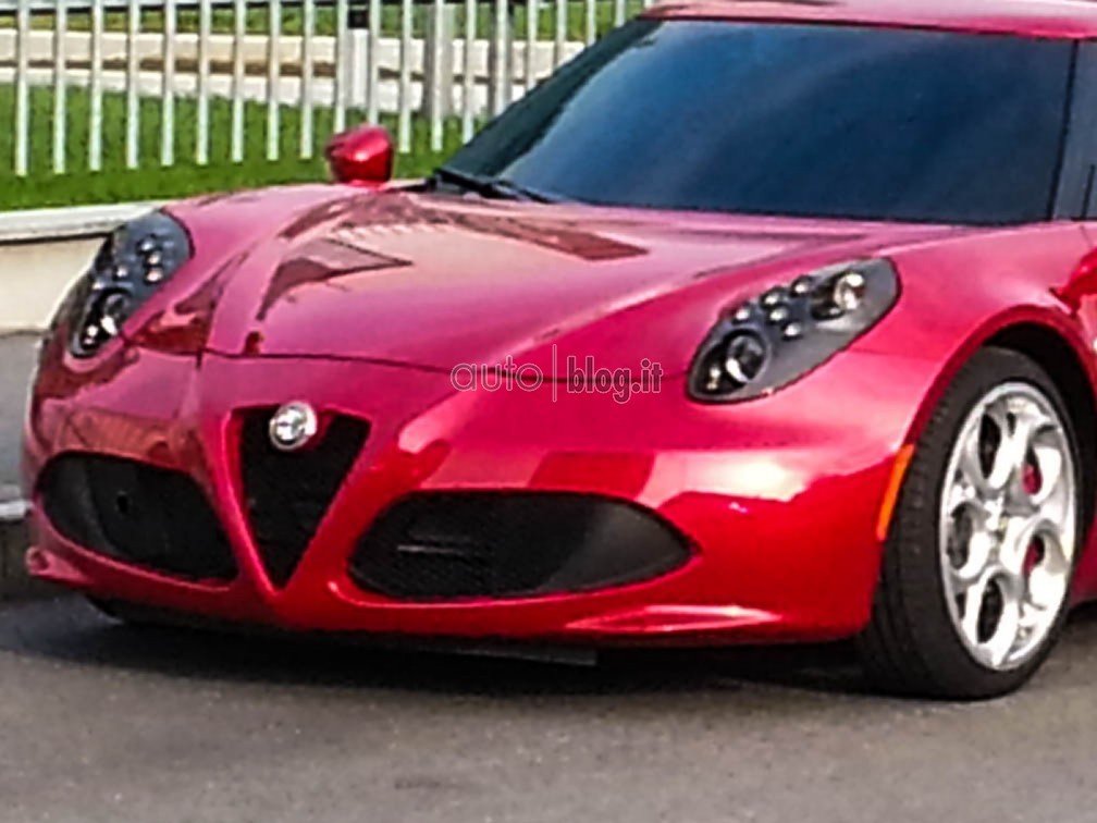 alfa-4c-03.jpg