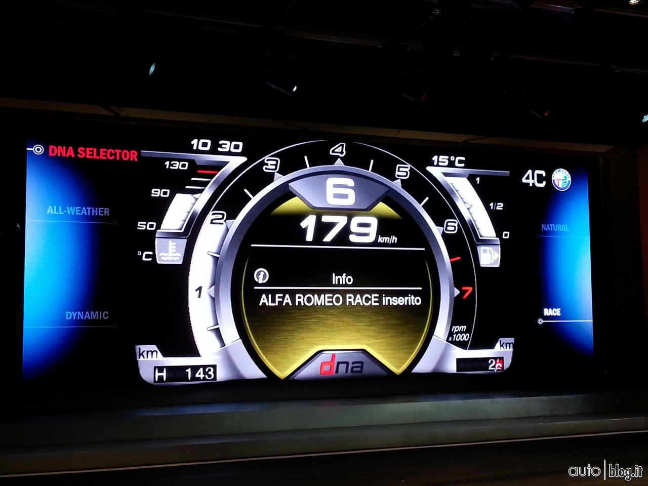 alfa-romeo-4c-11.jpg