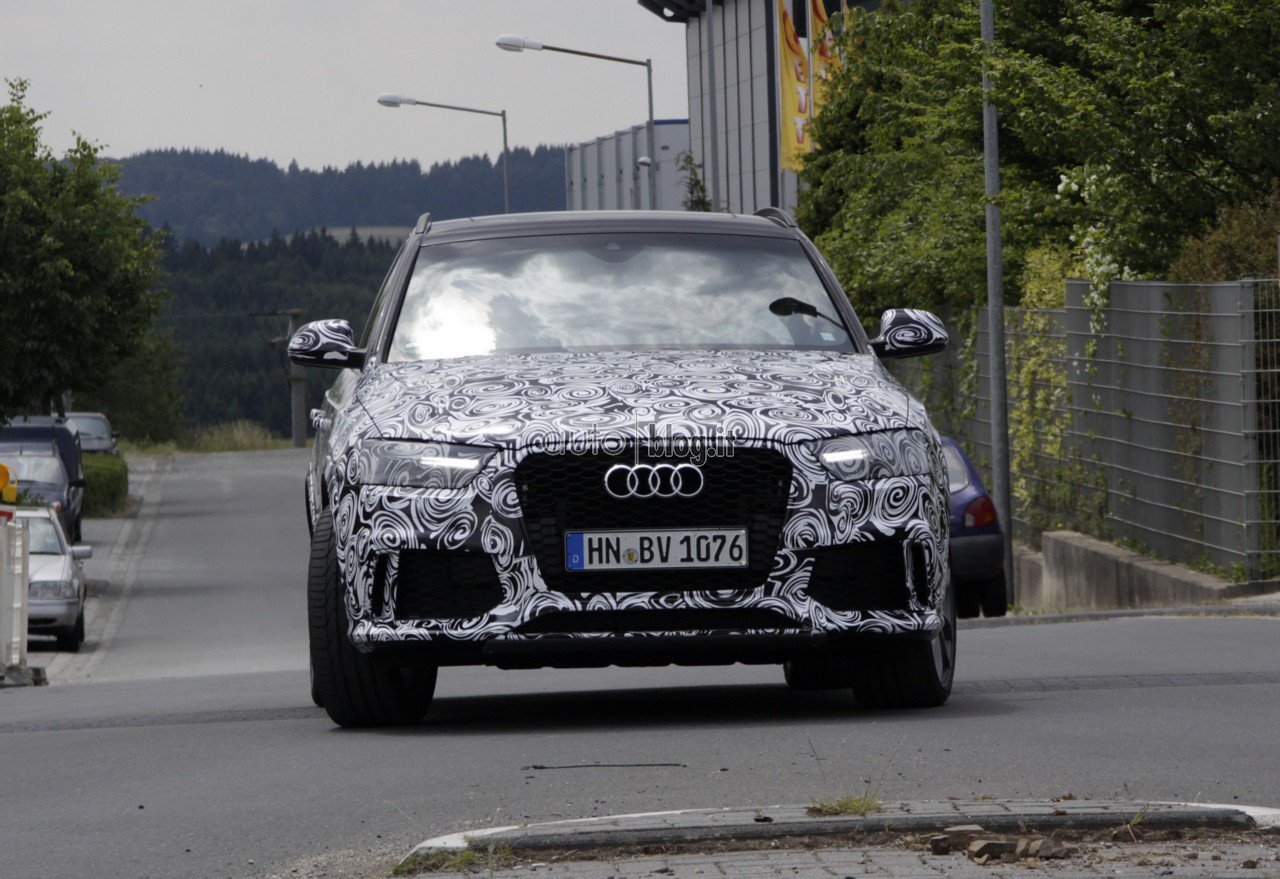 big_audi-rs-q3-02.jpg