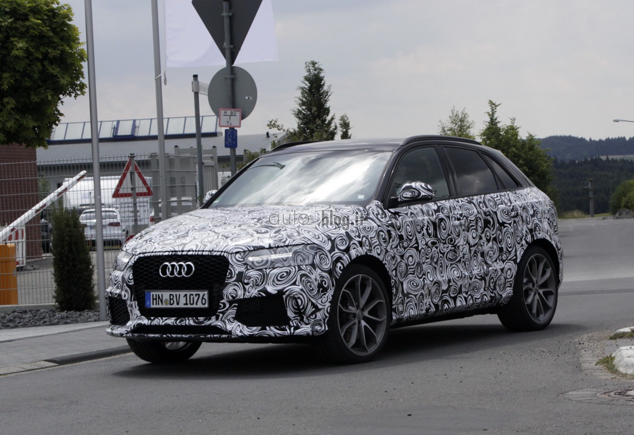 big_audi-rs-q3-03.jpg