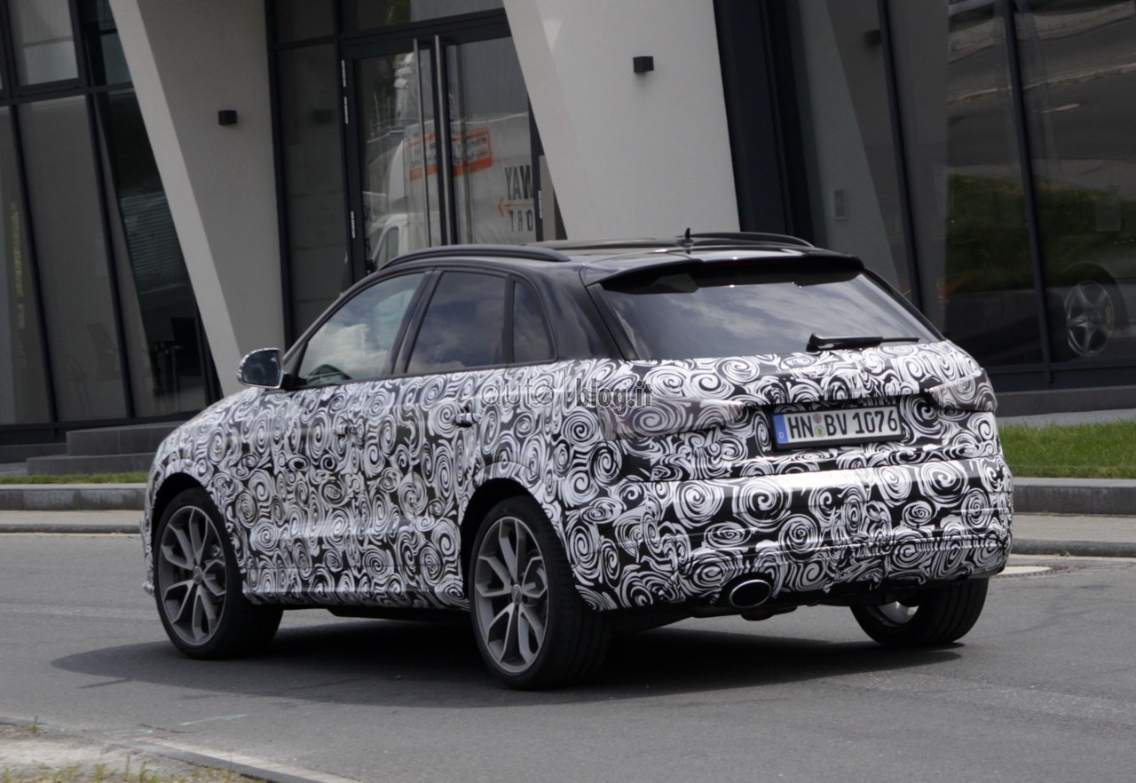 big_audi-rs-q3-05.jpg