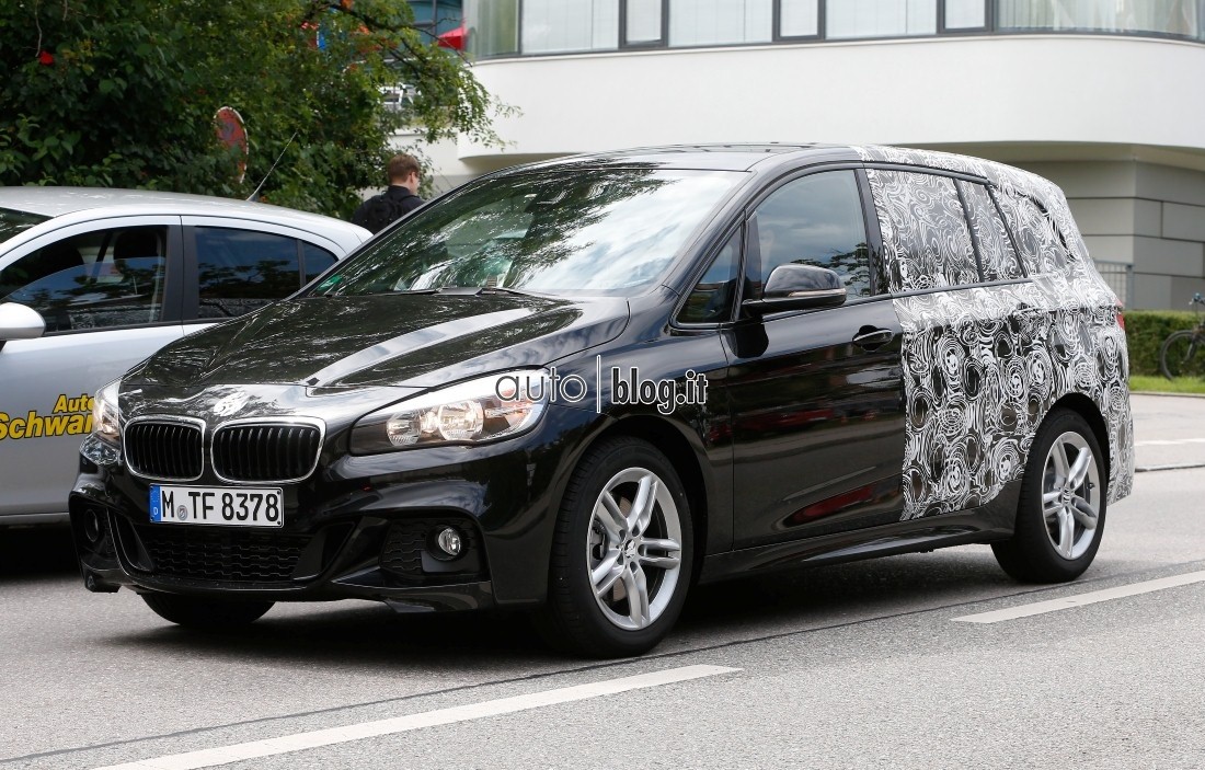 big_bmw-2-active-7-seater-1.jpg
