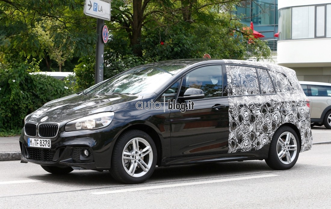 big_bmw-2-active-7-seater-2.jpg
