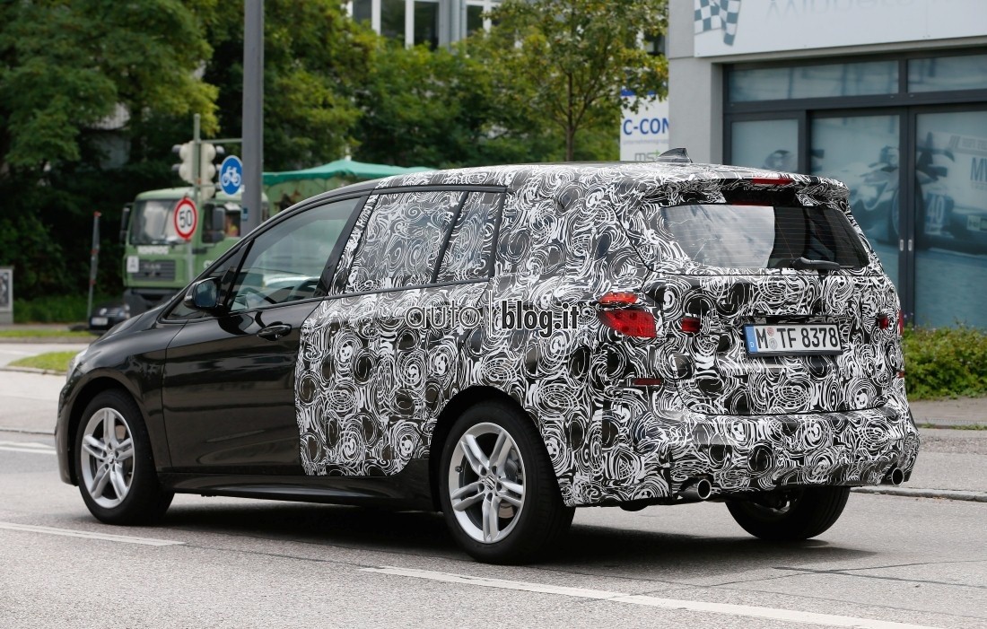 big_bmw-2-active-7-seater-5.jpg