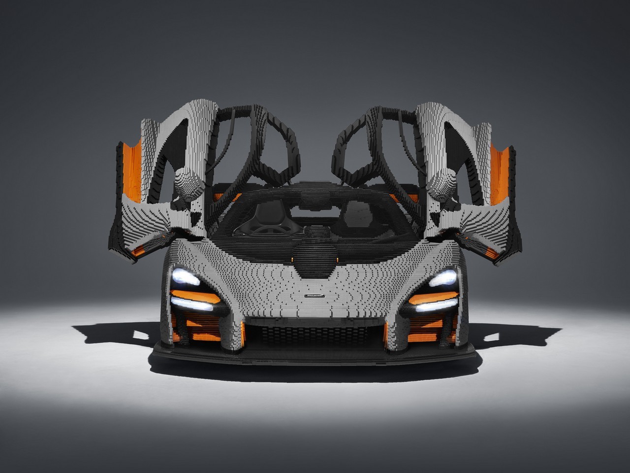 mclaren-senna-lego-1.jpg