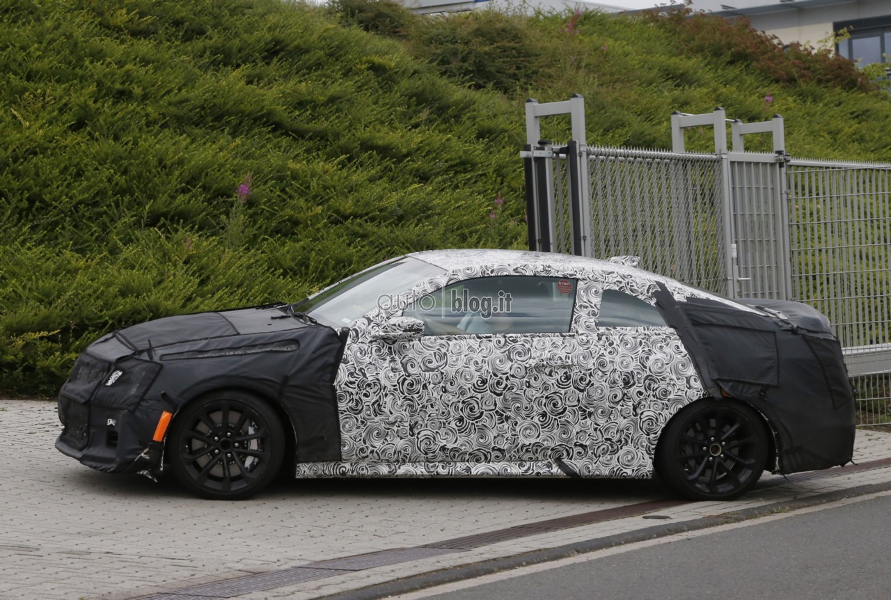 big_cadillac-ats-v-03.jpg