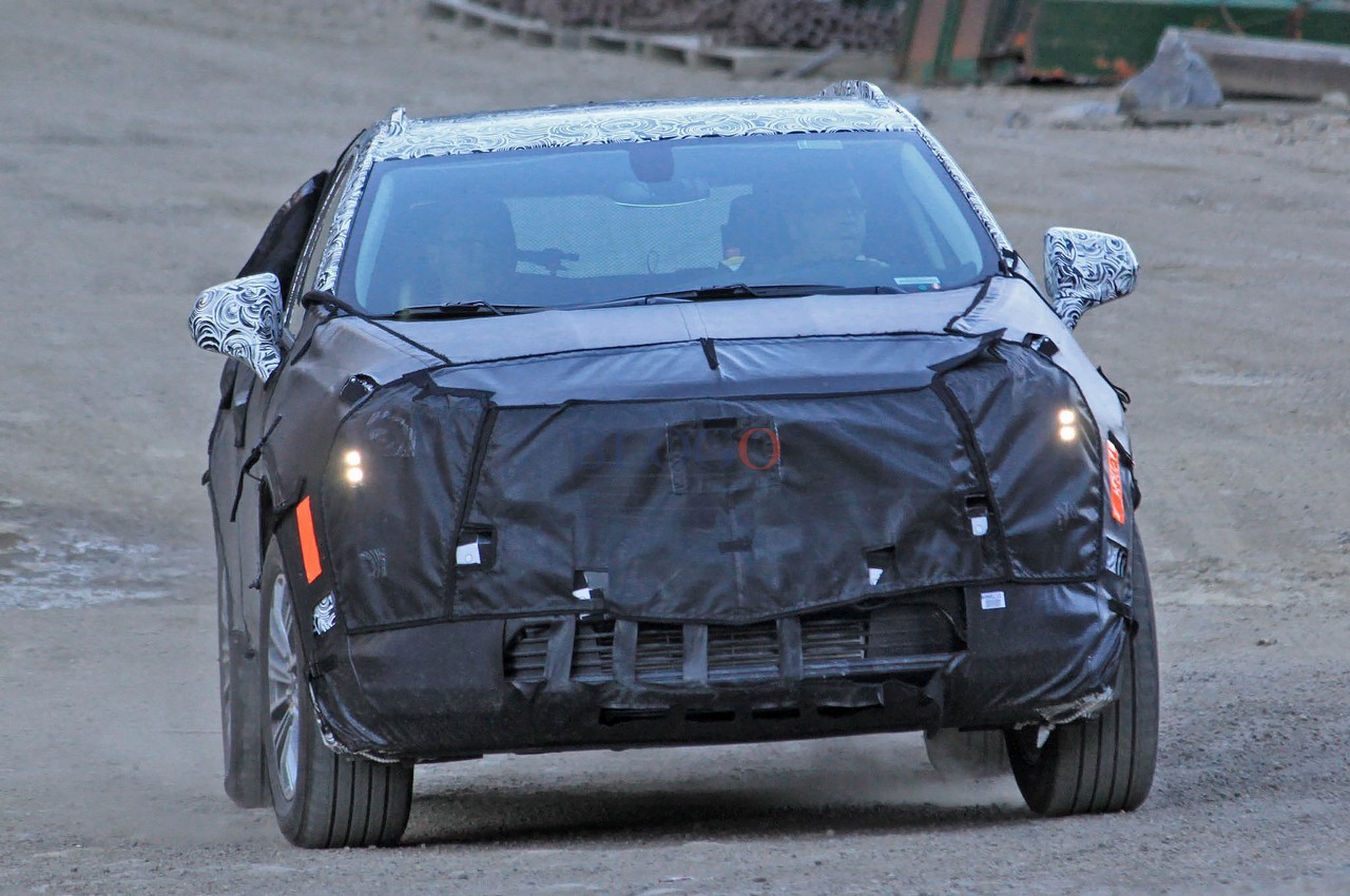 big_cadillac-xt5-03.jpg
