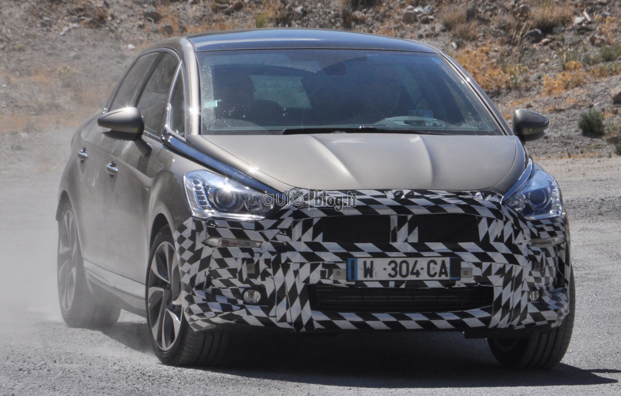 big_citroen-ds5-02.jpg