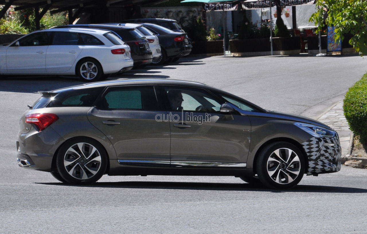 big_citroen-ds5-04.jpg