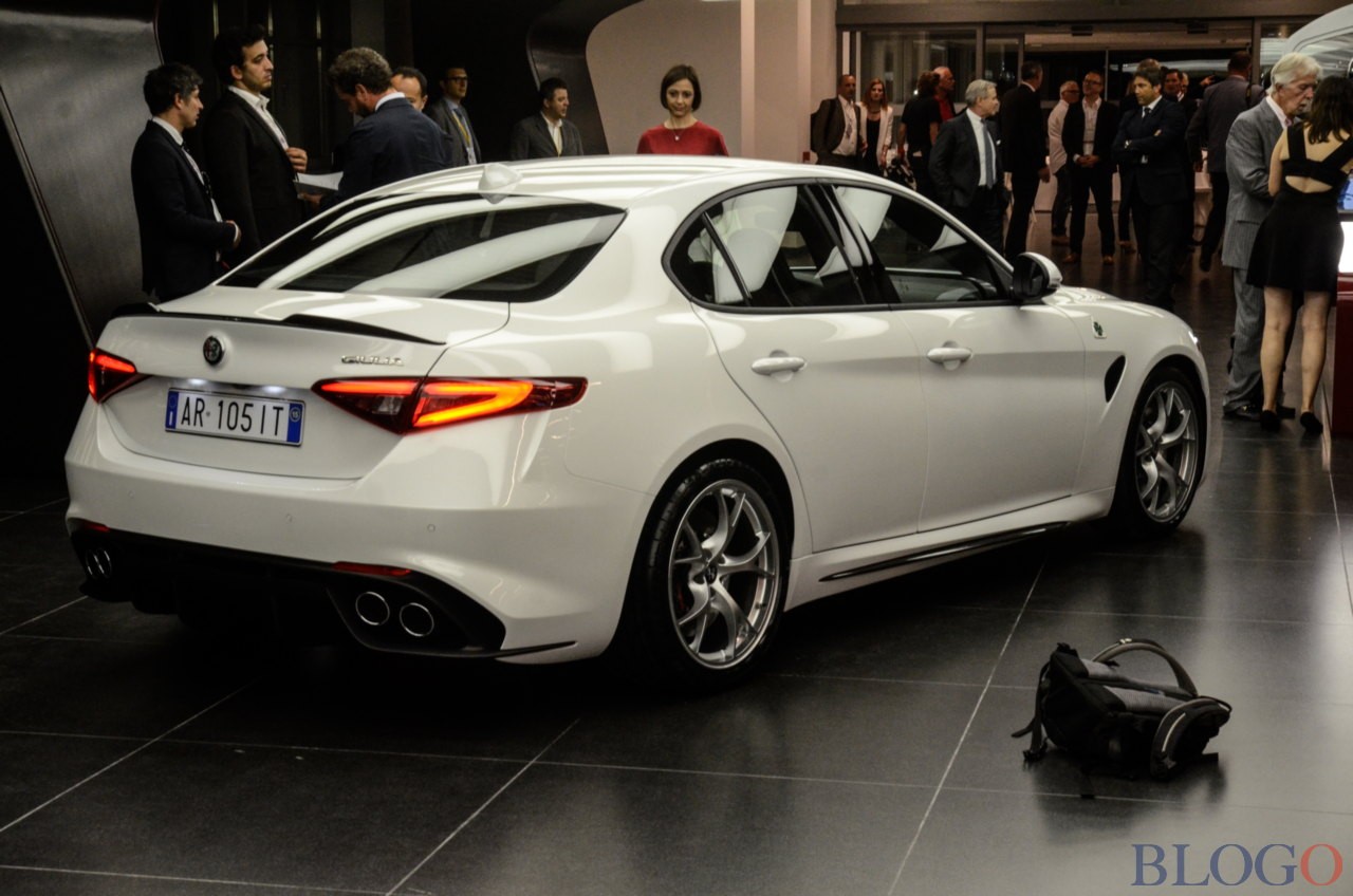 alfa_romeo_giulia_02.jpg