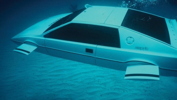 bond-lotus-esprit-820x420