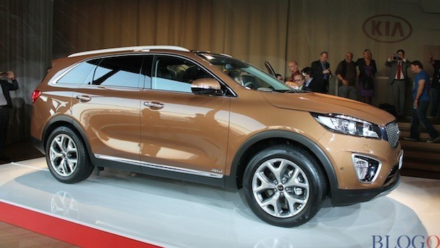 KiaSorentoParigi2014Live06