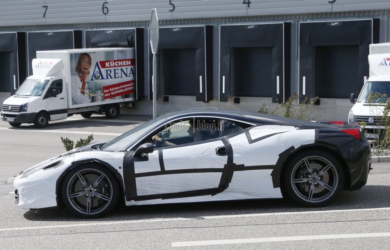 ferrari-458m-03.jpg