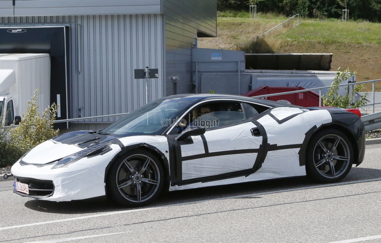 ferrari-458m-05.jpg