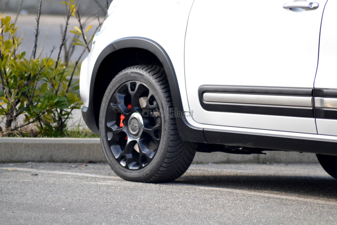 fiat-500l-beats-09.jpg