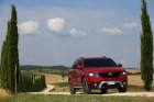 thn_fiat-freemont-cross-30.jpg