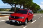 thn_fiat-freemont-cross-49.jpg