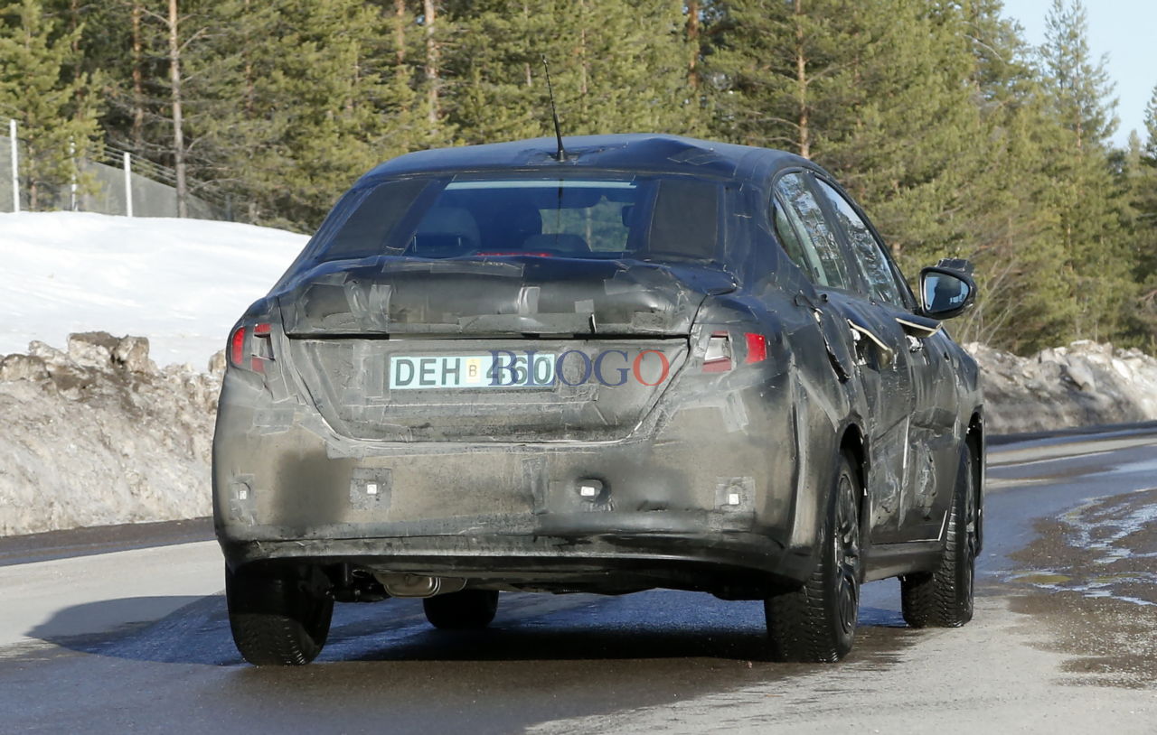fiat-linea-05.jpg