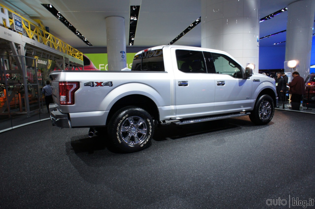 ford-salone-di-detroit-2014-02.jpg
