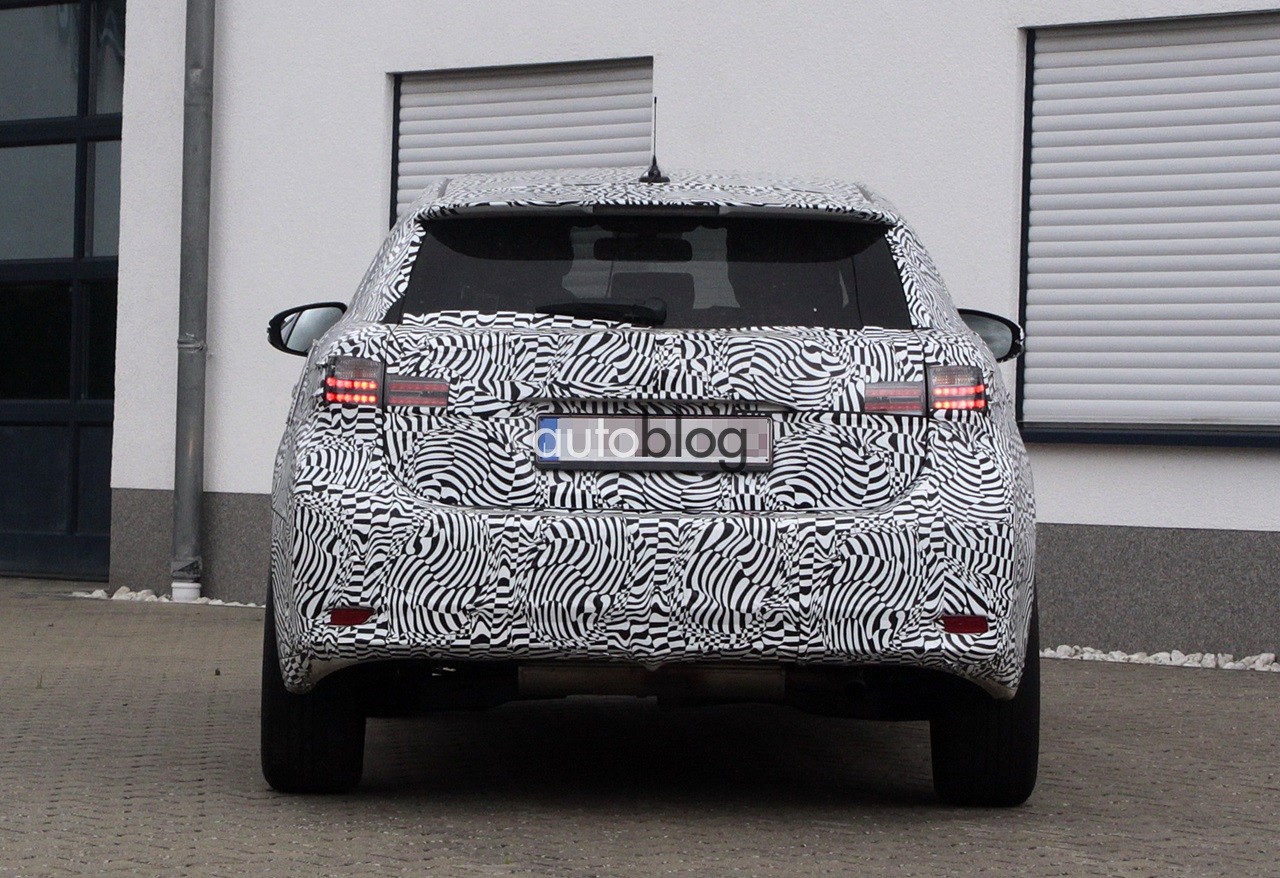 lexus-nx-foto-spia-07.jpg