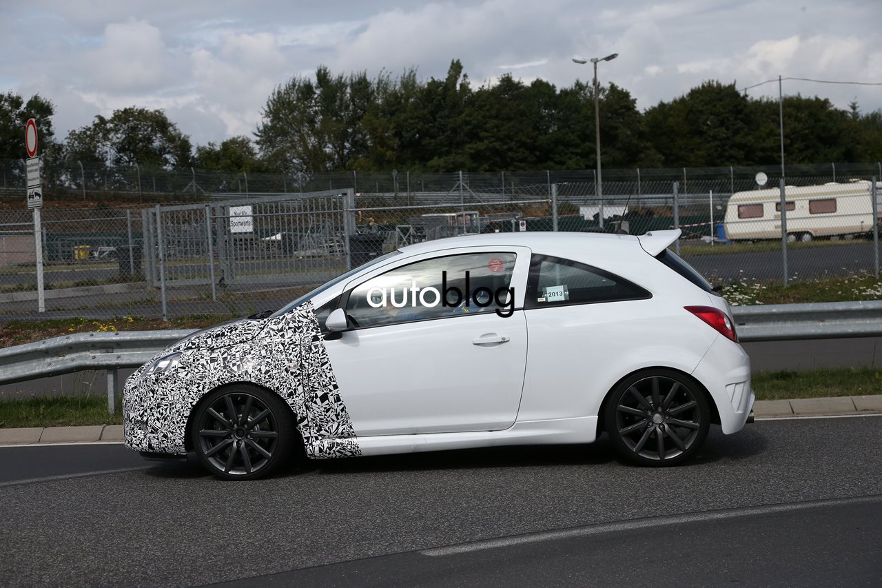 opel-corsa-opc-facelift-foto-spia-04.jpg