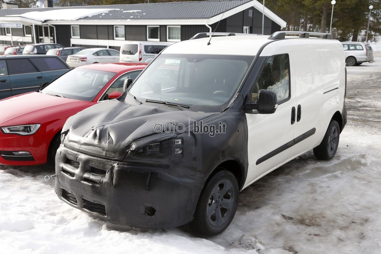 spyshots-2015-fiat-doblo-01.jpg