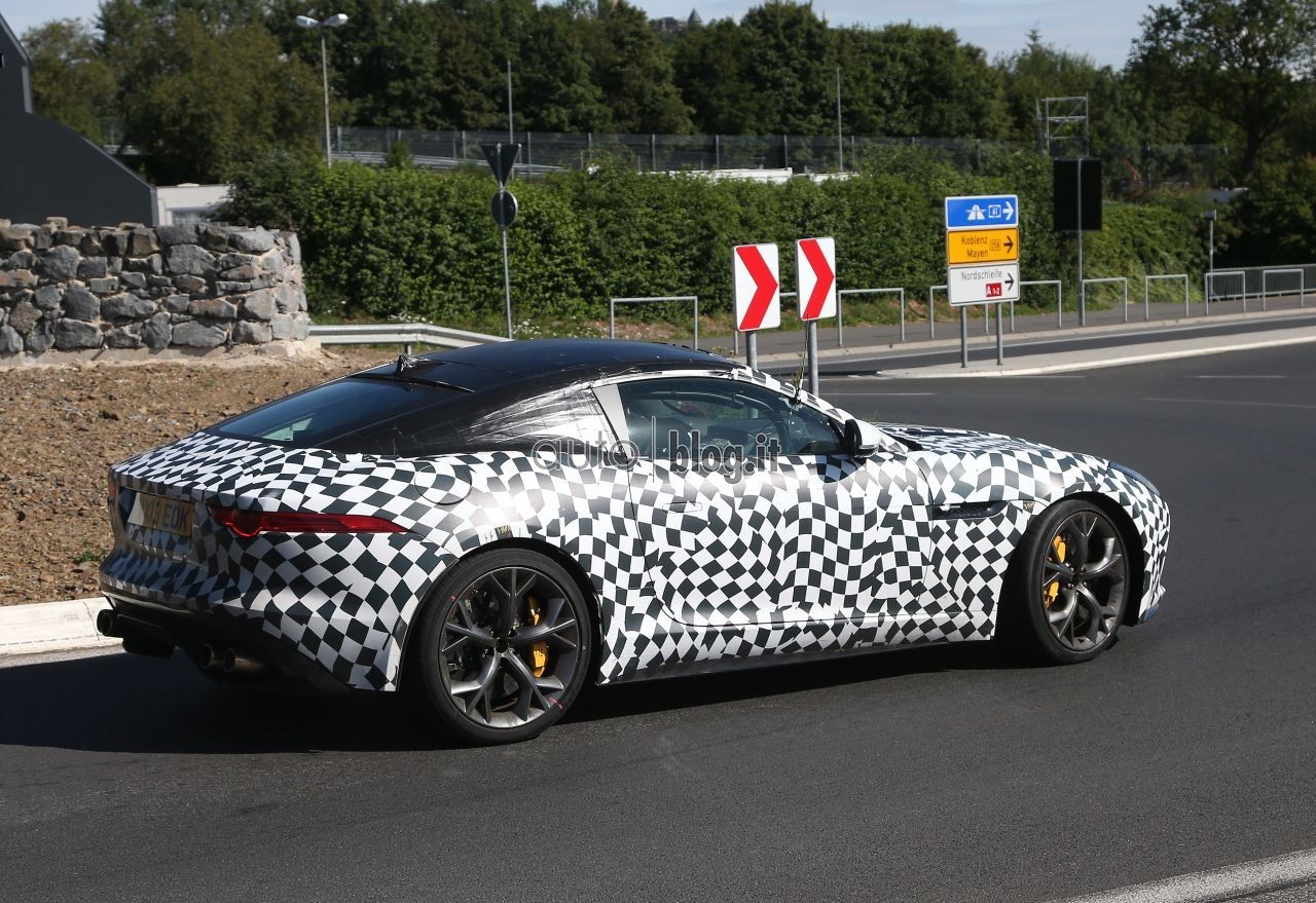 spyshots-2014-jaguar-f-type-rs-coupe-04.jpg