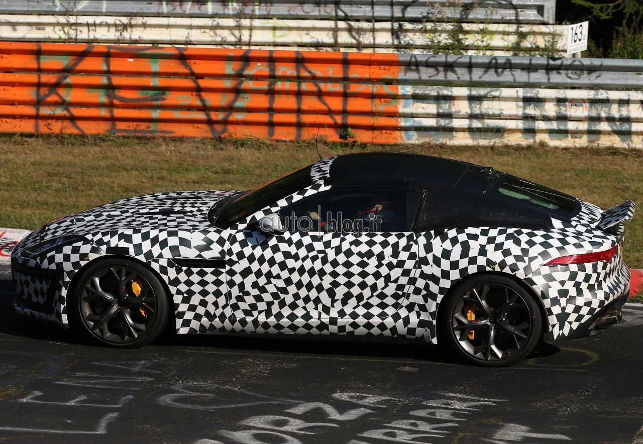 spyshots-2014-jaguar-f-type-rs-coupe-09.jpg