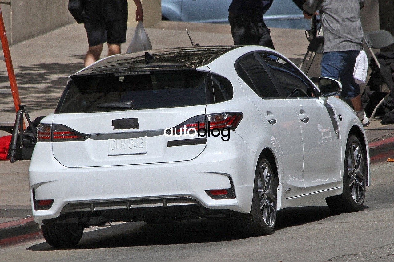 lexus-ct-foto-spia-03.jpg