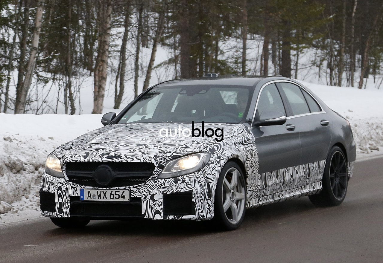 mercedes-c63-amg-02.jpg