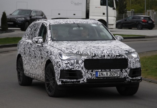 2015-audi-q7-02.jpg