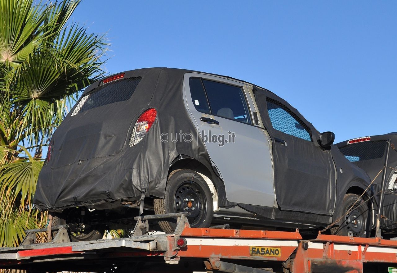 2014-suzuki-alto-05.jpg