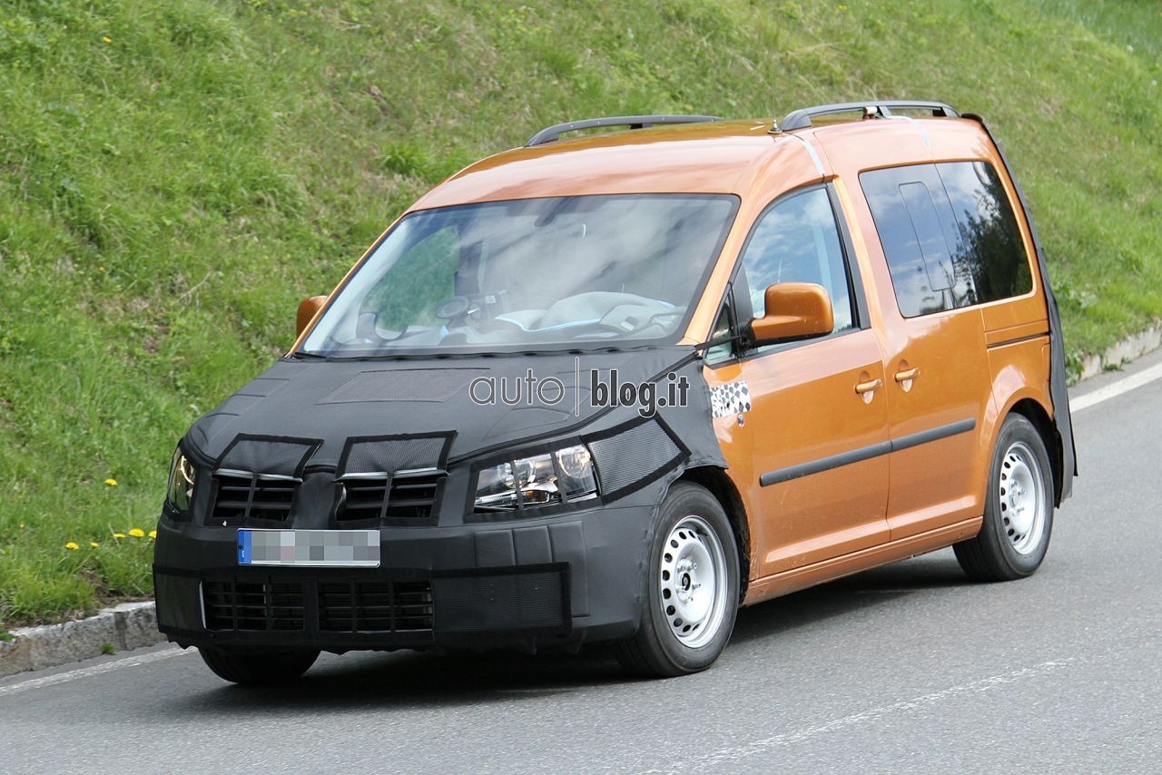 big_2015-volkswagen-caddy-03.jpg