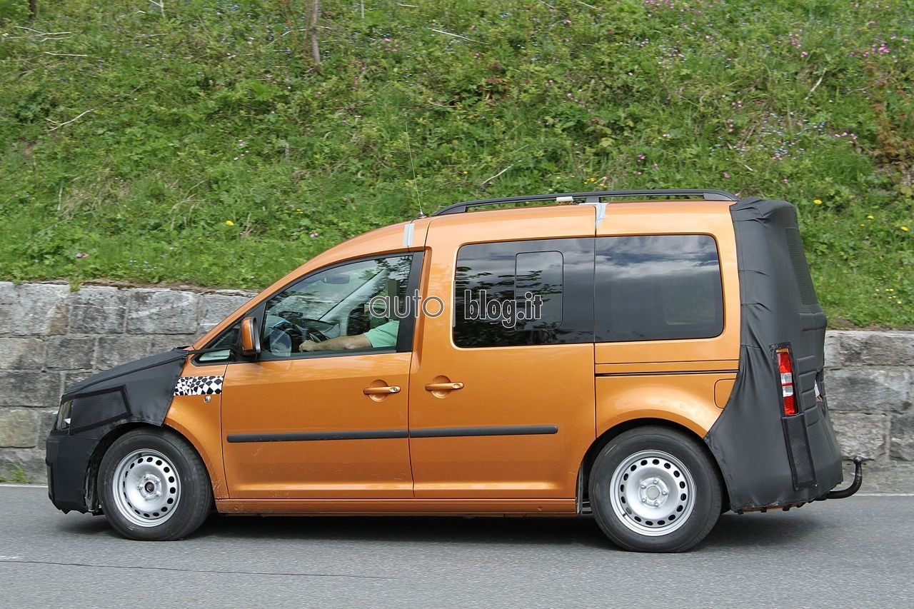 big_2015-volkswagen-caddy-04.jpg