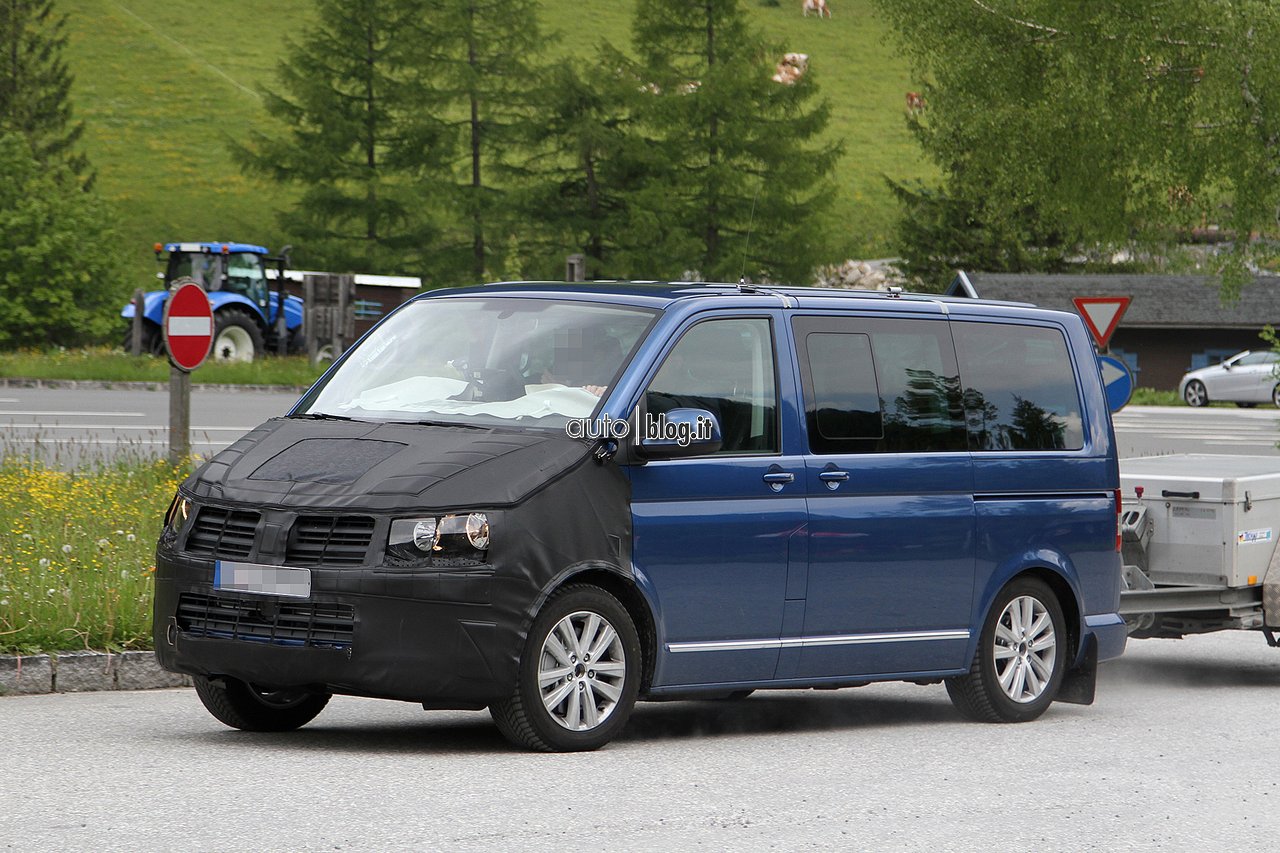 big_foto-spia-volkswagen-t6-facelift-02.jpg