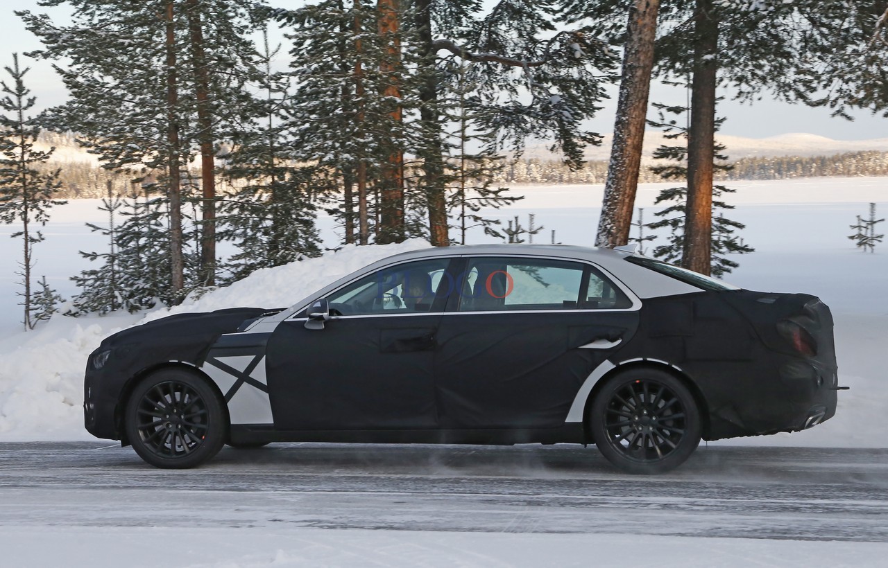 hyundai-equus-06.jpg