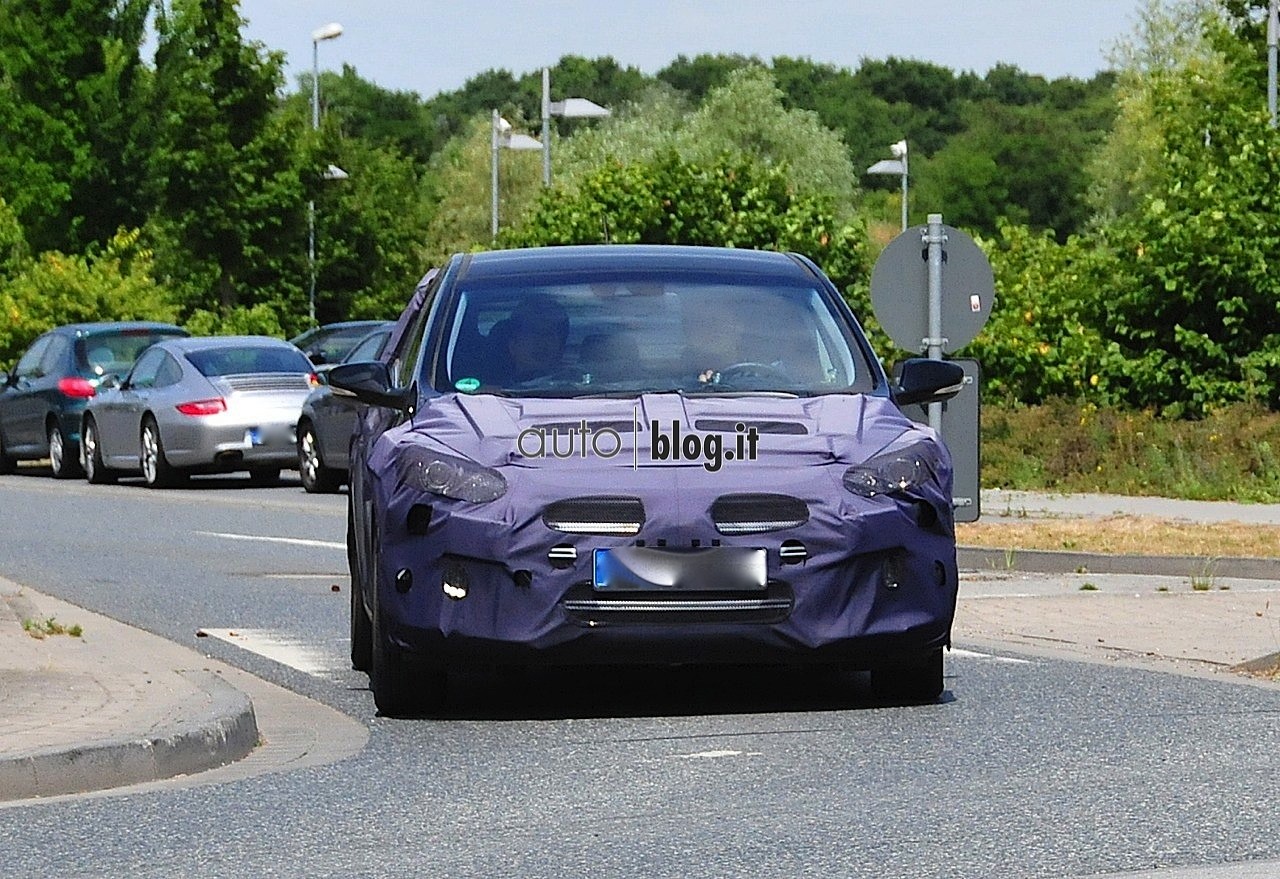 big_hyundai-i30-3.jpg