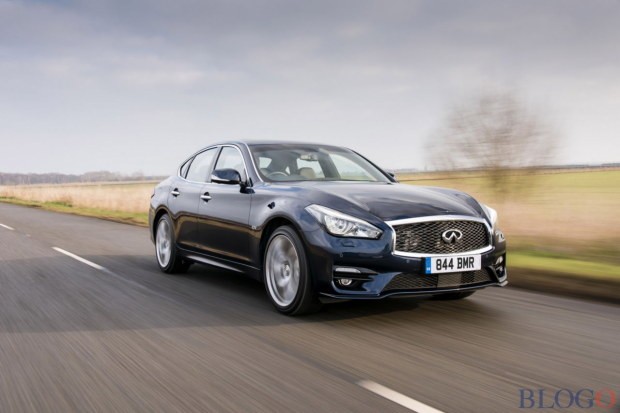 Infiniti Q70: nuove foto ufficiali