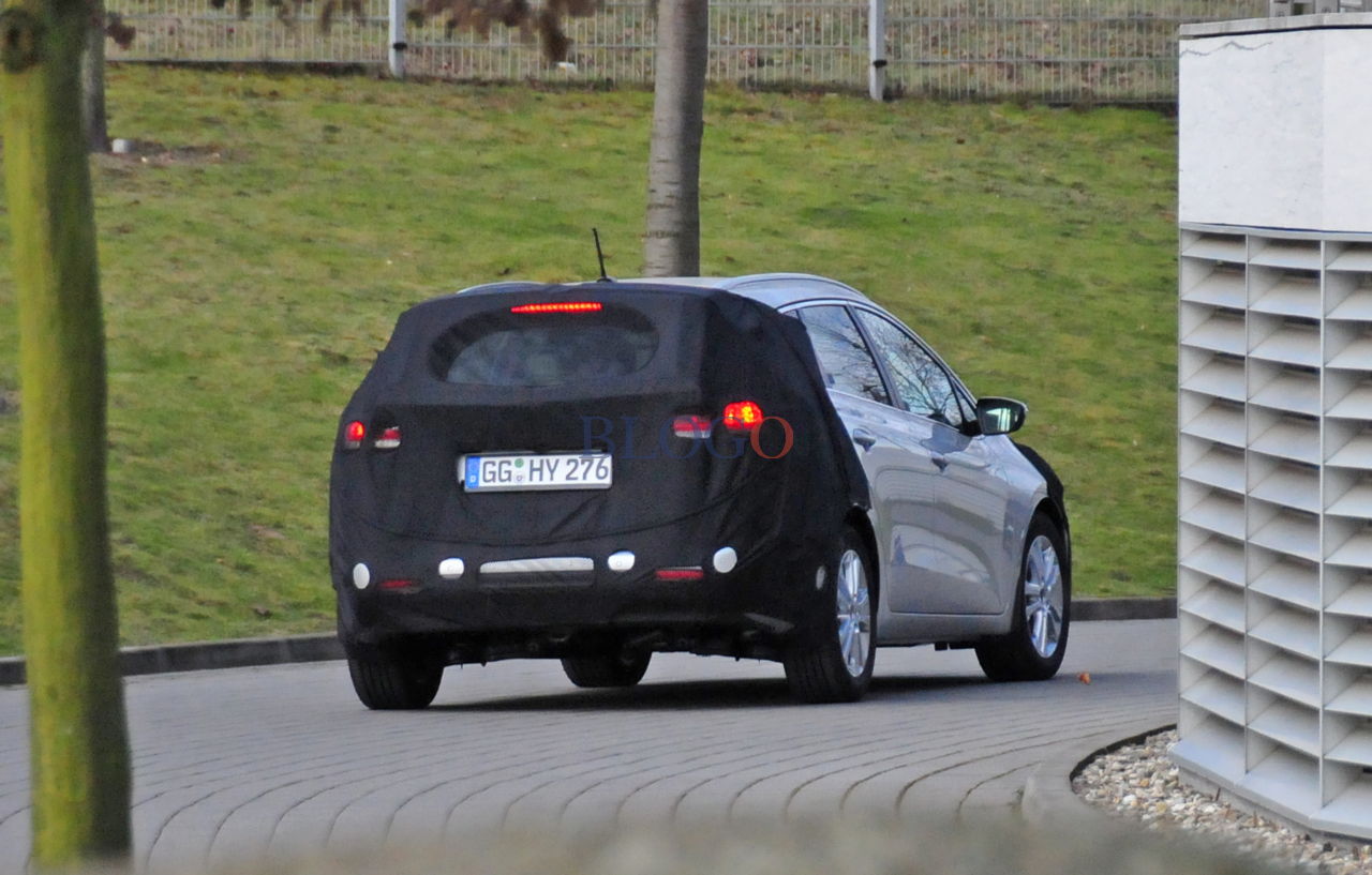 kia-ceed-sw-04.jpg