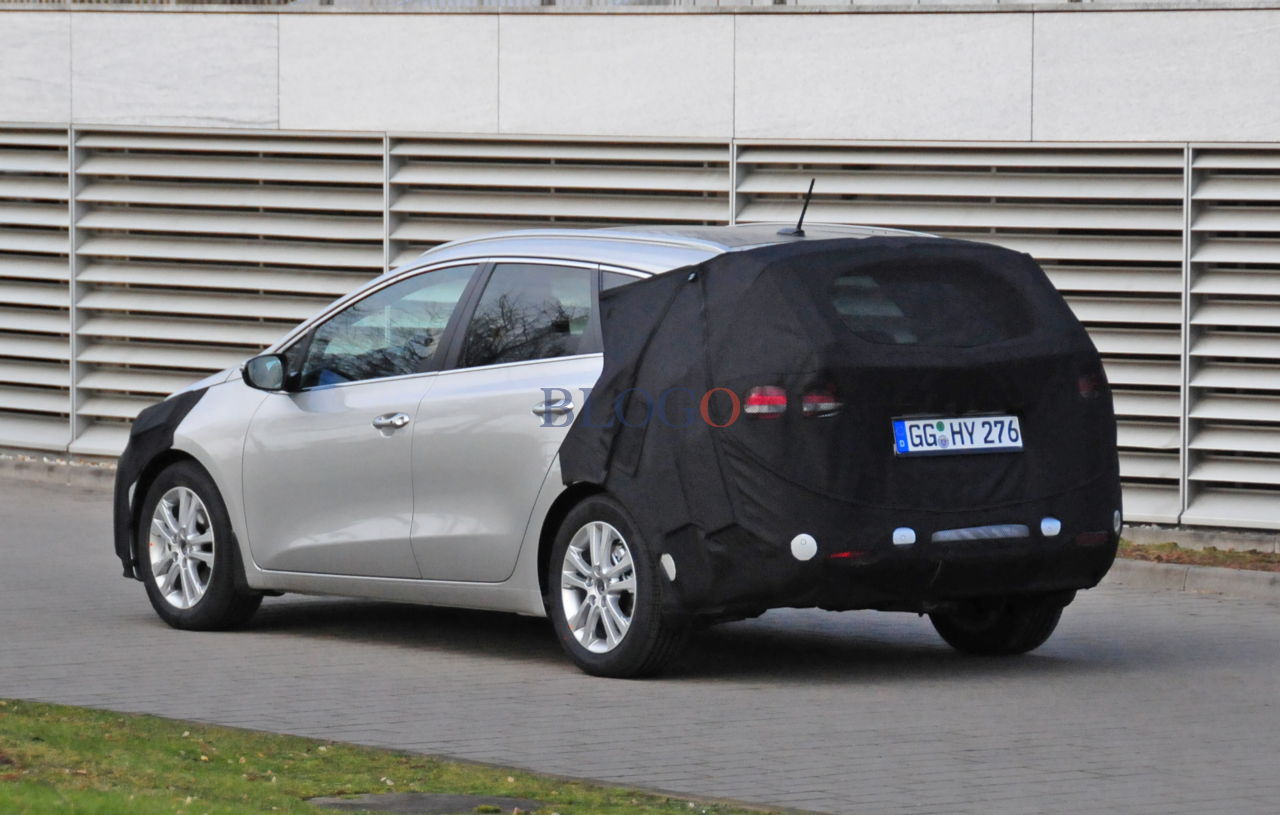 kia-ceed-sw-07.jpg