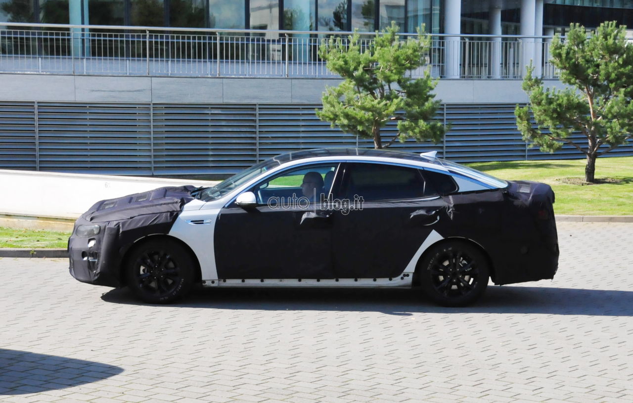 big_kia-optima-04.jpg