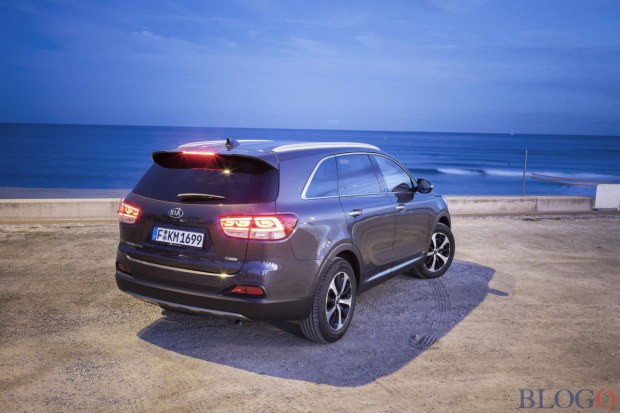 Kia Sorento 2015: pova su strada