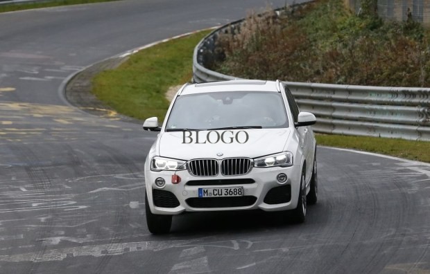 La BMW X4 M40i fra le curve del Nurburgring