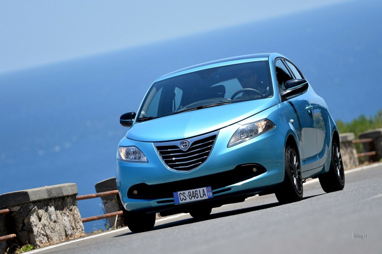 lancia-ypsilon-elefantino-03.jpg