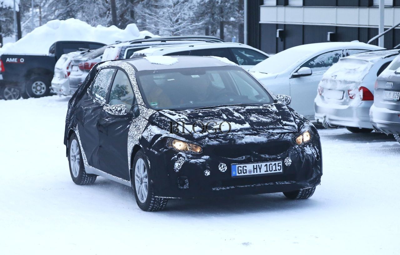 spyshots-2016-kia-cee-d-01.jpg