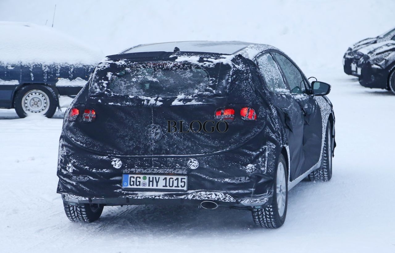 spyshots-2016-kia-cee-d-08.jpg